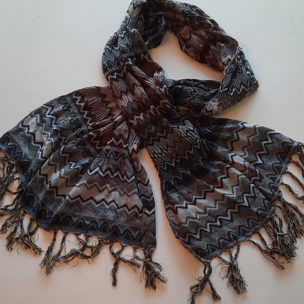 Chevron Zig Zag Pattern Knit Scarf Brown Neutral Fringed Shawl Wrap